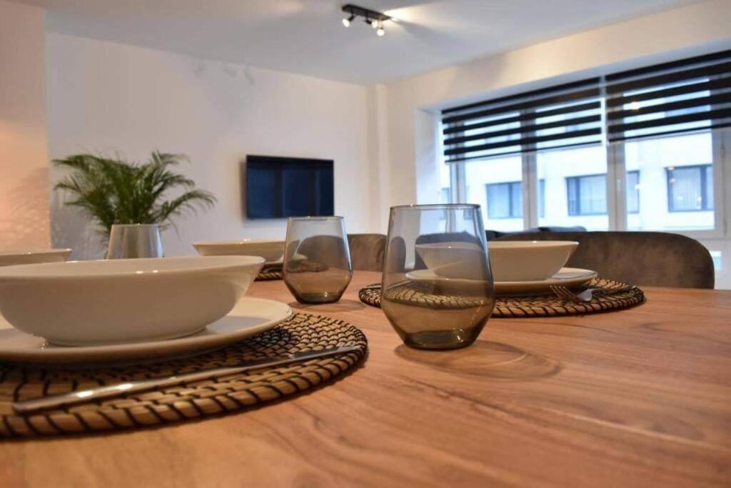 Vernieuwd Appartement Op 200M Van De Zee オステンド エクステリア 写真