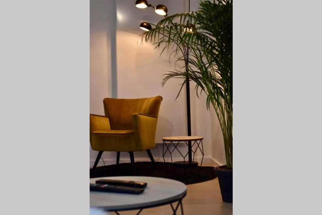 Vernieuwd Appartement Op 200M Van De Zee オステンド エクステリア 写真
