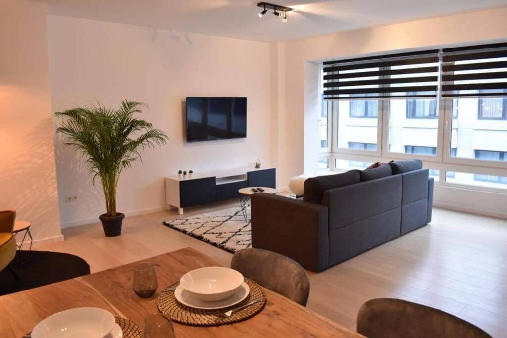 Vernieuwd Appartement Op 200M Van De Zee オステンド エクステリア 写真